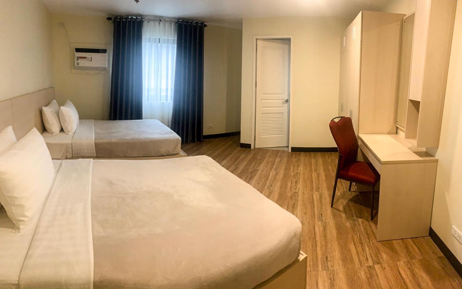 Olive Town Center And Hotel バギオ エクステリア 写真